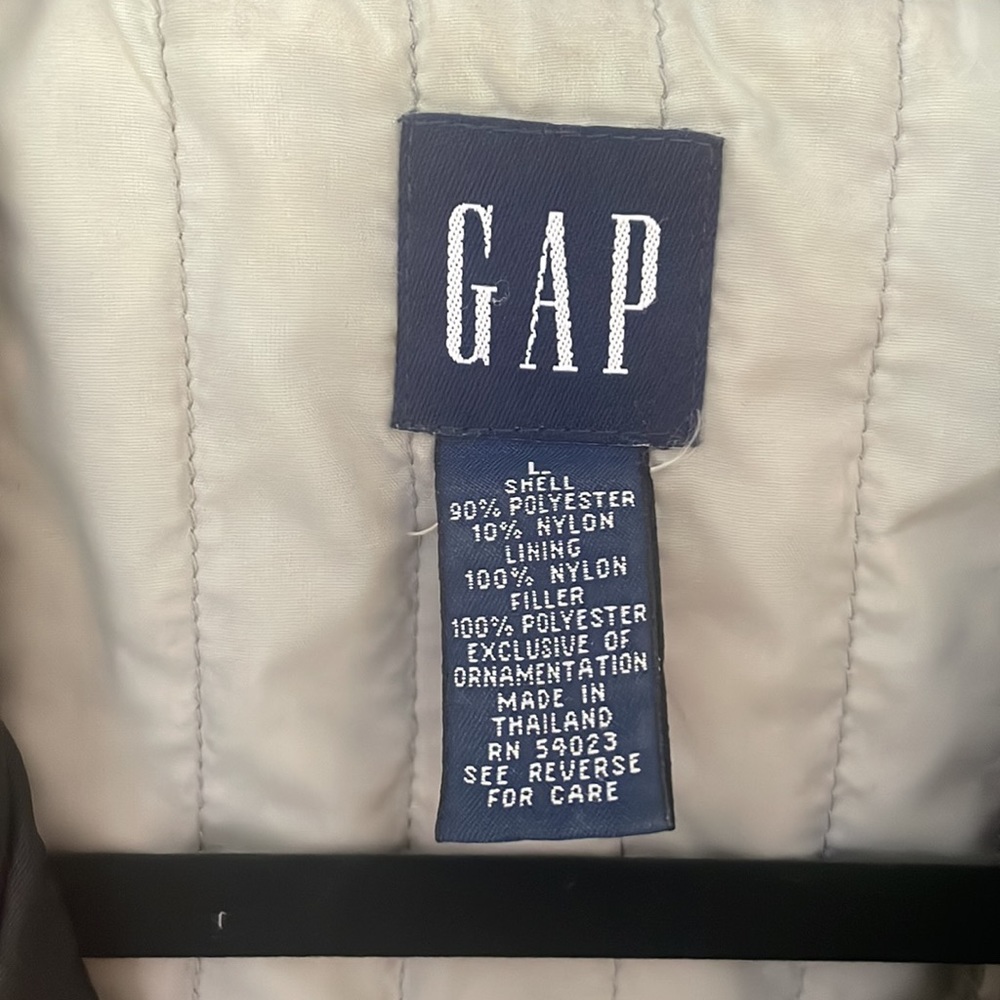Gap black jacket; lightweight, layers well. Hip length/slightly longer in back. - Picture 4 of 8